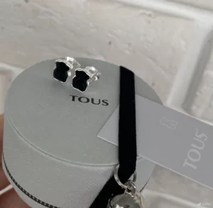 Серьги Tous Тоус чёрный оникс серебро 0,9 см